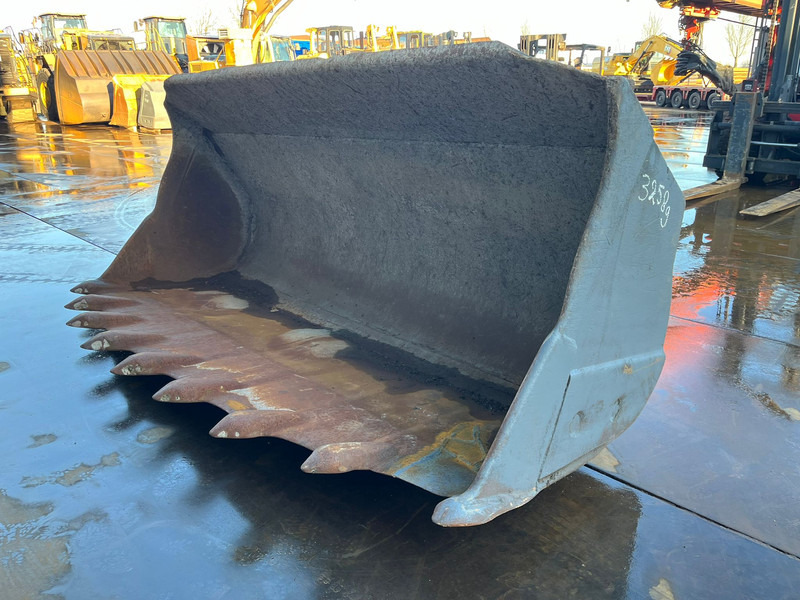Caterpillar 980 Bucket - Schaufel: das Bild 1 Caterpillar 980 Bucket - Schaufel: das Bild 1