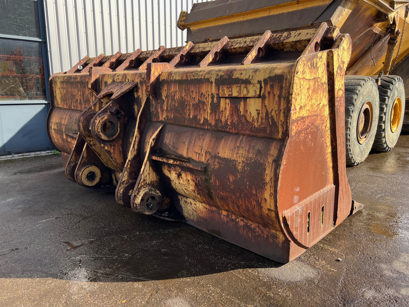 Caterpillar 990 - Schaufel: das Bild 4 Caterpillar 990 - Schaufel: das Bild 4