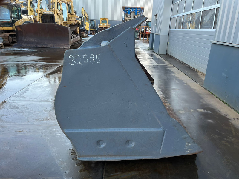 Caterpillar Bucket 950 - Schaufel: das Bild 2 Caterpillar Bucket 950 - Schaufel: das Bild 2