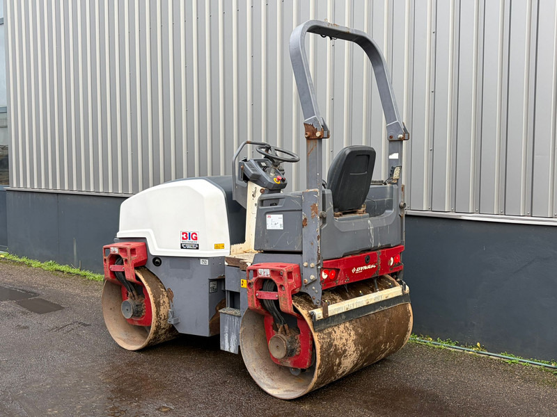Dynapac CC1200 - Walzen: das Bild 3 Dynapac CC1200 - Walzen: das Bild 3