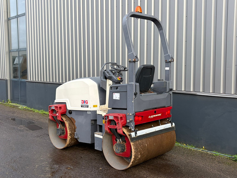 Dynapac CC1200 - Walzen: das Bild 3 Dynapac CC1200 - Walzen: das Bild 3