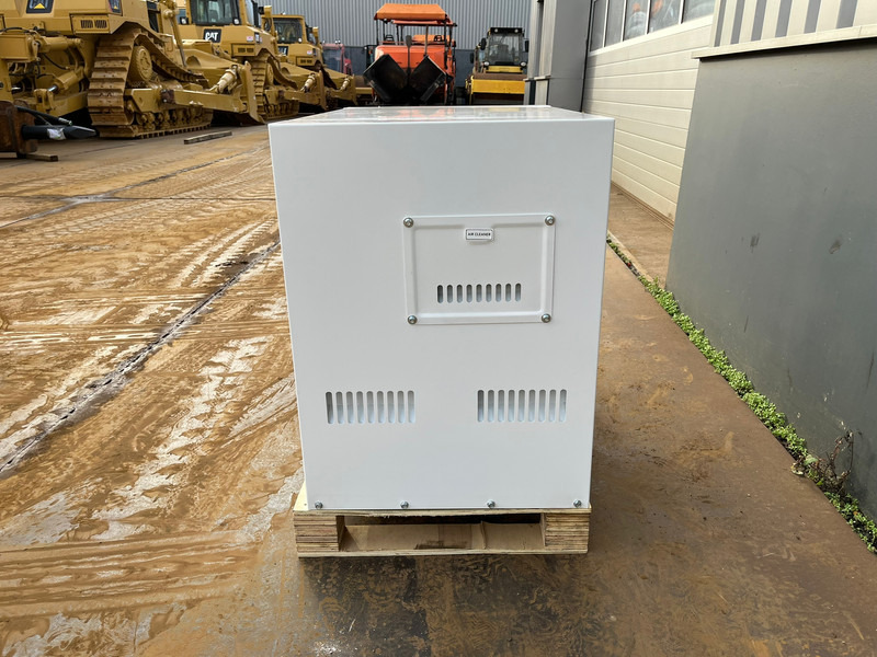 Giga power PLD12000SE 10 kVA silent generator - Stromgenerator: das Bild 4 Giga power PLD12000SE 10 kVA silent generator - Stromgenerator: das Bild 4