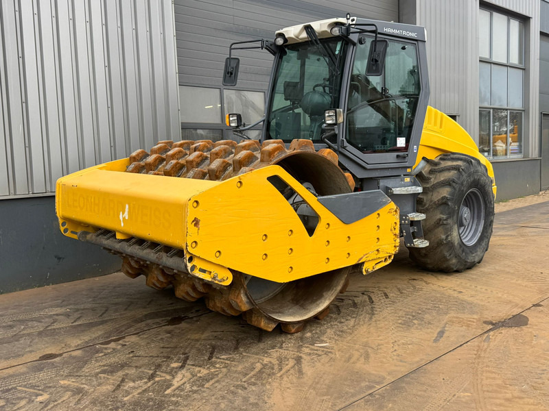 Hamm H13i Padfoot compactor - Walzen: das Bild 2 Hamm H13i Padfoot compactor - Walzen: das Bild 2
