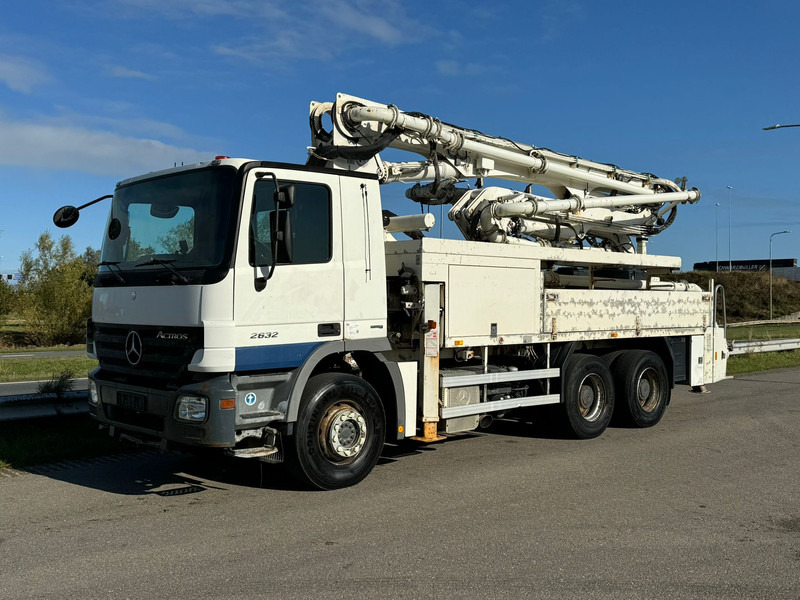 MERCEDESBENZ Actros 2632 6x4 with Putzmeister BSF 24-4 11 24m concrete pump - Betonpumpe: das Bild 1 MERCEDESBENZ Actros 2632 6x4 with Putzmeister BSF 24-4 11 24m concrete pump - Betonpumpe: das Bild 1