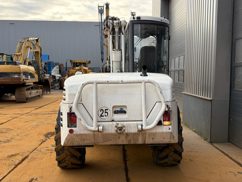 Mecalac 12MTX incl. 5 x bucket - Mobilbagger: das Bild 4 Mecalac 12MTX incl. 5 x bucket - Mobilbagger: das Bild 4