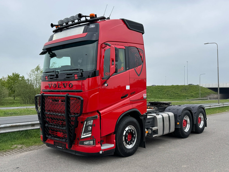 Volvo FH16 650 6x4 - Sattelzugmaschine: das Bild 1 Volvo FH16 650 6x4 - Sattelzugmaschine: das Bild 1