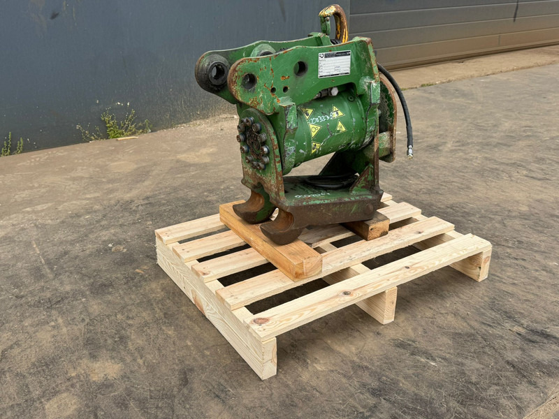 Powertilt Xtra Tilt CAT 302 - Schnellwechsler: das Bild 3 Powertilt Xtra Tilt CAT 302 - Schnellwechsler: das Bild 3