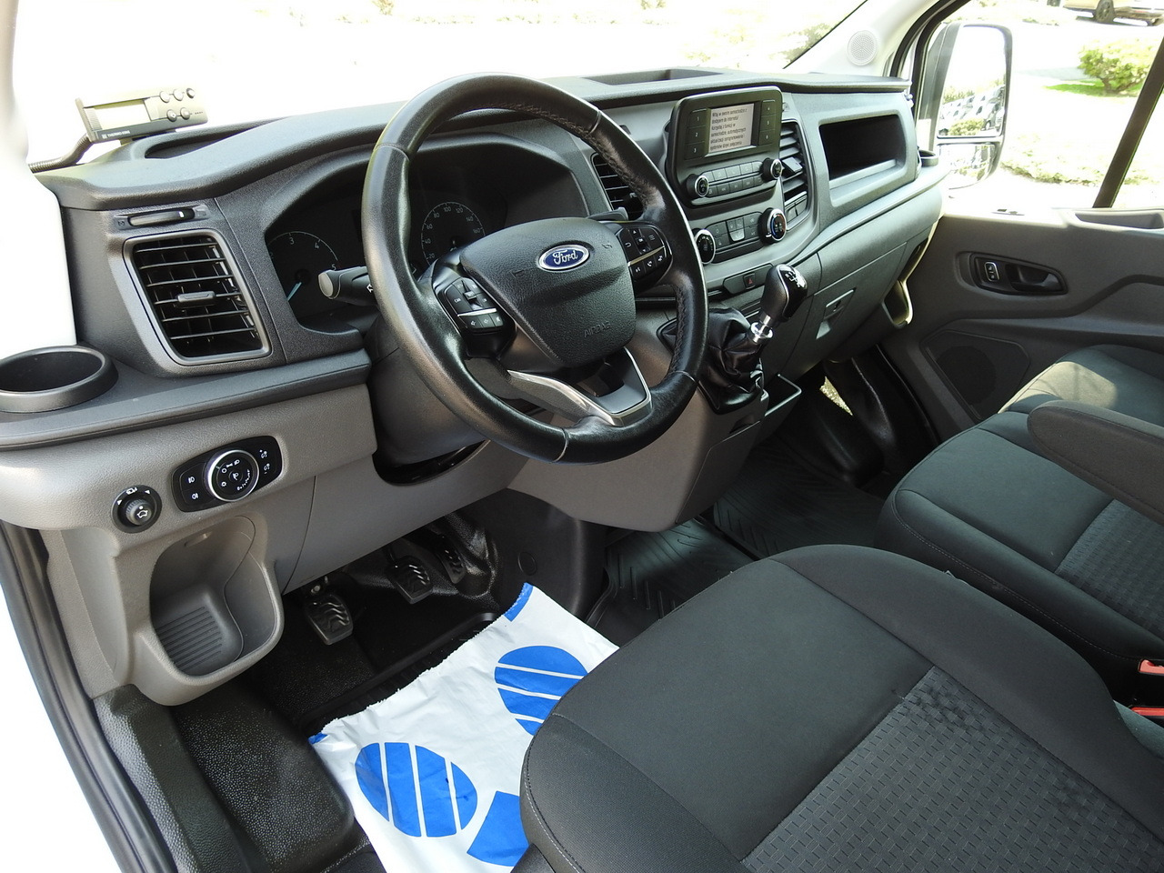 FORD TRANSIT REFRIGERATOR VAN 0*C HEATING FUNCTION CRUISE CONTROL AIR CONDITIONING LED LIGHTS 130HP - Kühltransporter: das Bild 2 FORD TRANSIT REFRIGERATOR VAN 0*C HEATING FUNCTION CRUISE CONTROL AIR CONDITIONING LED LIGHTS 130HP - Kühltransporter: das Bild 2