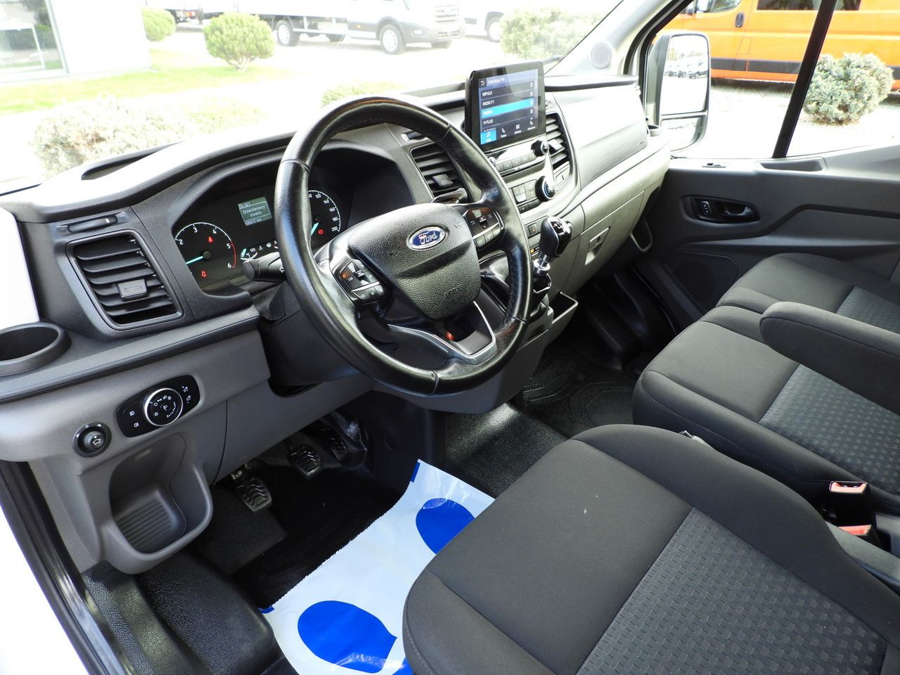 FORD TRANSIT TIPPER CRUISE CONTROL LED LIGHTS TWIN WHEELS AIR CONDITIONING 130HP - Kipper Transporter: das Bild 2 FORD TRANSIT TIPPER CRUISE CONTROL LED LIGHTS TWIN WHEELS AIR CONDITIONING 130HP - Kipper Transporter: das Bild 2