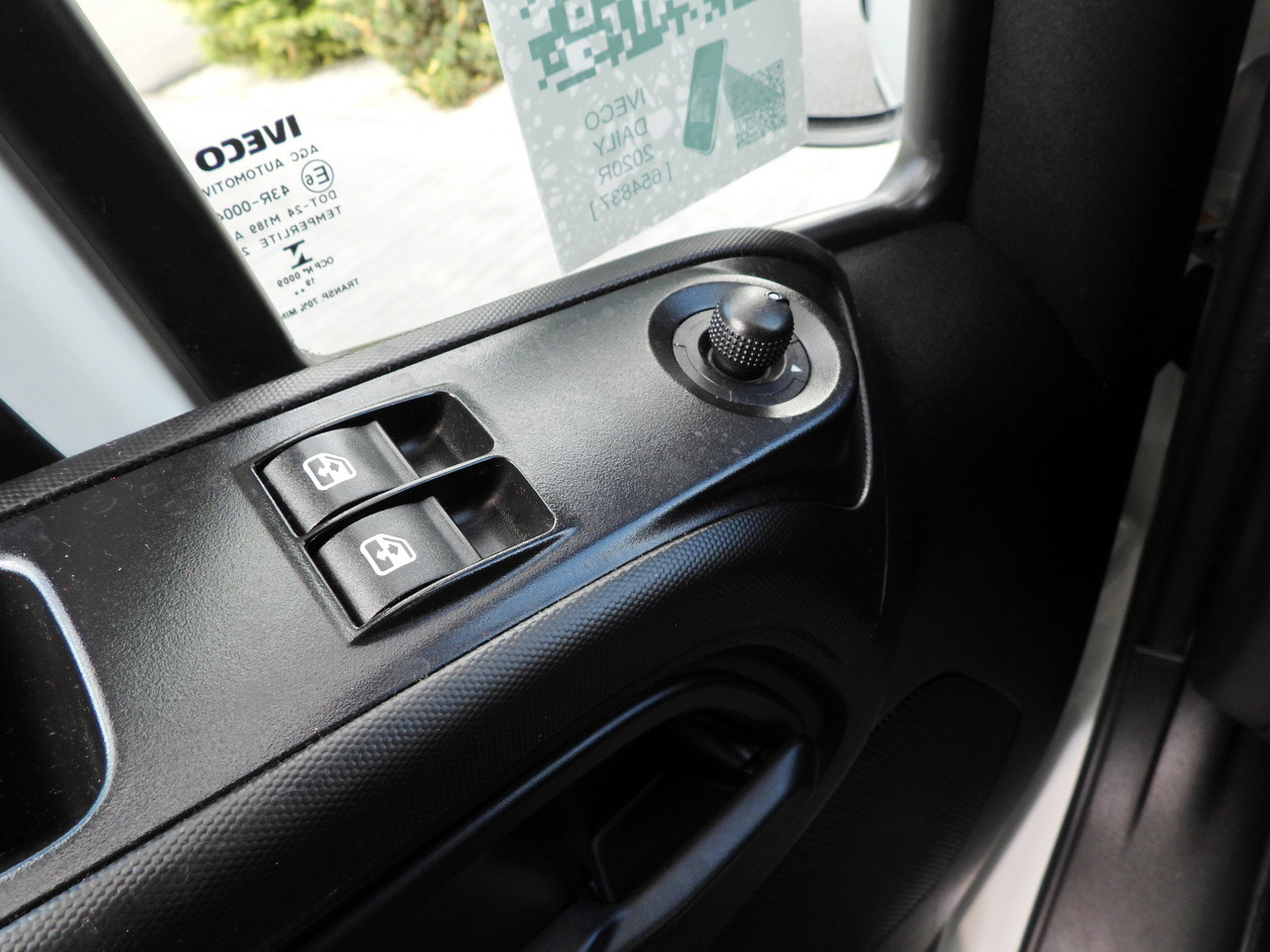 Koffer Transporter IVECO DAILY 35C16 BOX LIFT 8 PALLETS CRUISE CONTROL TWIN WHEELS AIR CONDITIONING  160HP: das Bild 29