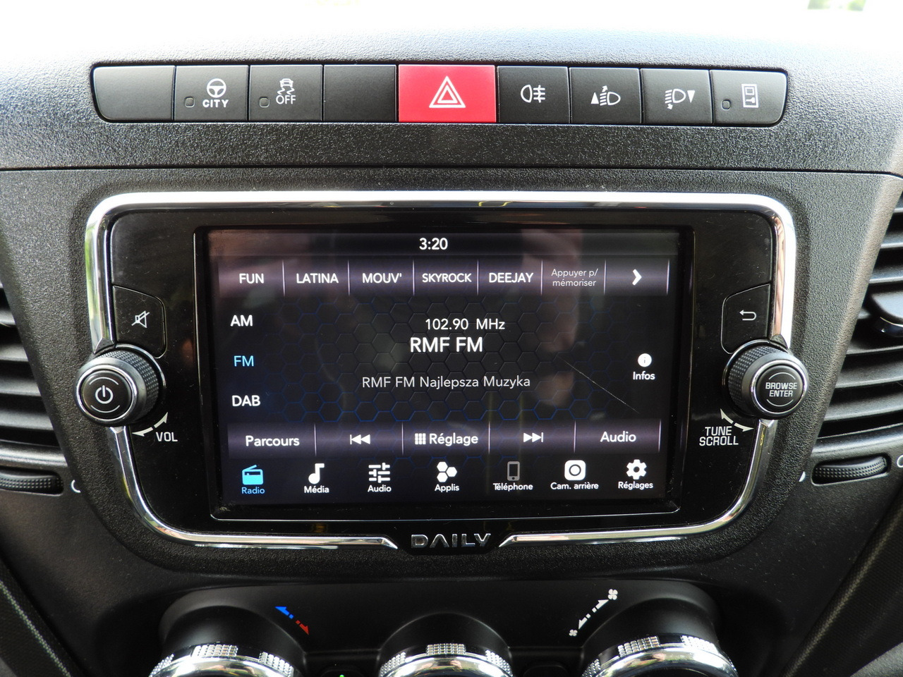 Koffer Transporter IVECO DAILY 35C16 BOX LIFT 8 PALLETS CRUISE CONTROL TWIN WHEELS AIR CONDITIONING  160HP: das Bild 38