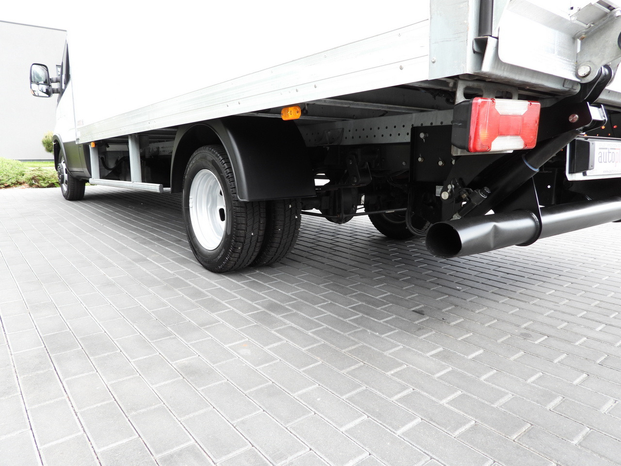 Koffer Transporter IVECO DAILY 35C16 BOX LIFT 8 PALLETS CRUISE CONTROL TWIN WHEELS AIR CONDITIONING  160HP: das Bild 16