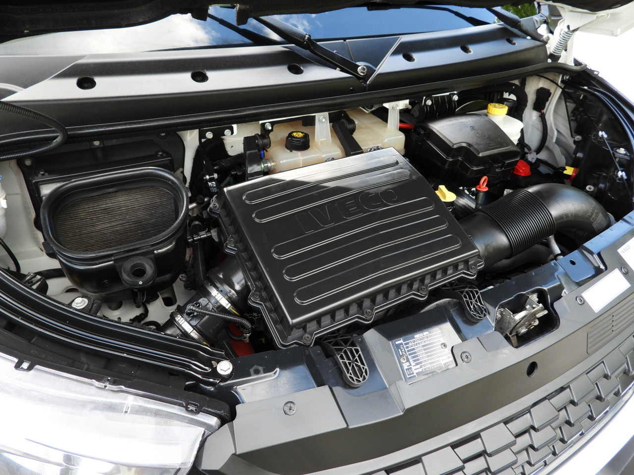 Koffer Transporter IVECO DAILY 35C16 BOX LIFT 8 PALLETS CRUISE CONTROL TWIN WHEELS AIR CONDITIONING  160HP: das Bild 27