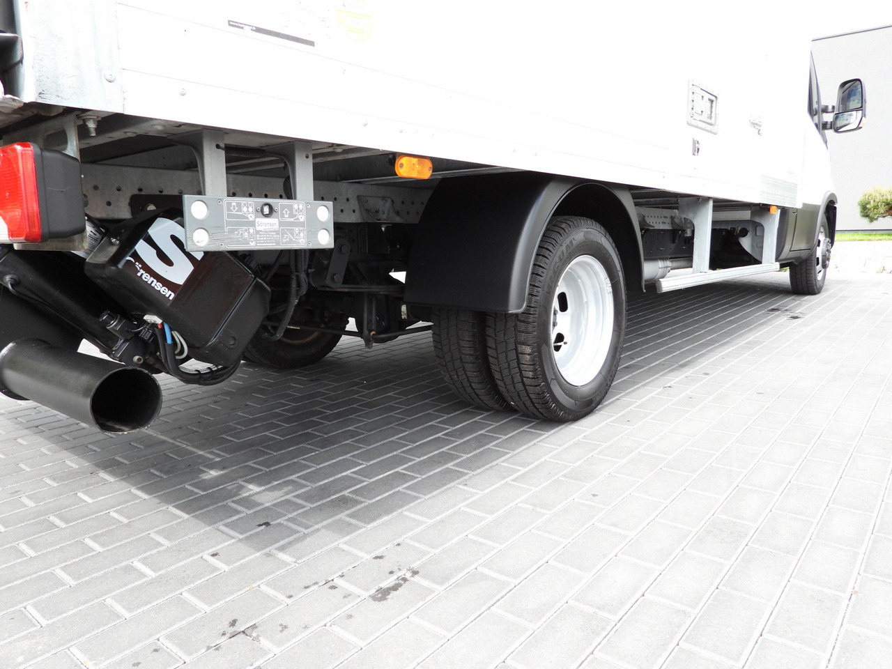 Koffer Transporter IVECO DAILY 35C16 BOX LIFT 8 PALLETS CRUISE CONTROL TWIN WHEELS AIR CONDITIONING  160HP: das Bild 17