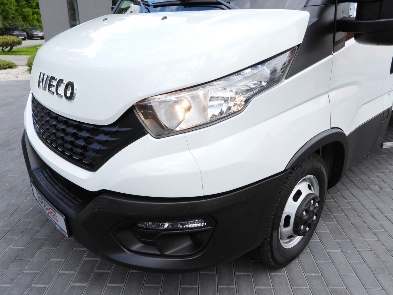 Koffer Transporter IVECO DAILY 35C16 BOX LIFT 8 PALLETS CRUISE CONTROL TWIN WHEELS AIR CONDITIONING  160HP: das Bild 19