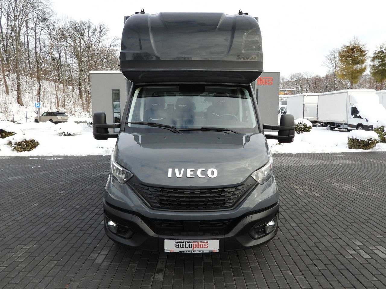 IVECO DAILY 35S18 TARPAULIN 10 PALLETS WEBASTO CRUISE CONTROL LED LIGHTS PNEUMATICS AIR CONDITIONING 180HP - Planen Transporter: das Bild 5 IVECO DAILY 35S18 TARPAULIN 10 PALLETS WEBASTO CRUISE CONTROL LED LIGHTS PNEUMATICS AIR CONDITIONING 180HP - Planen Transporter: das Bild 5