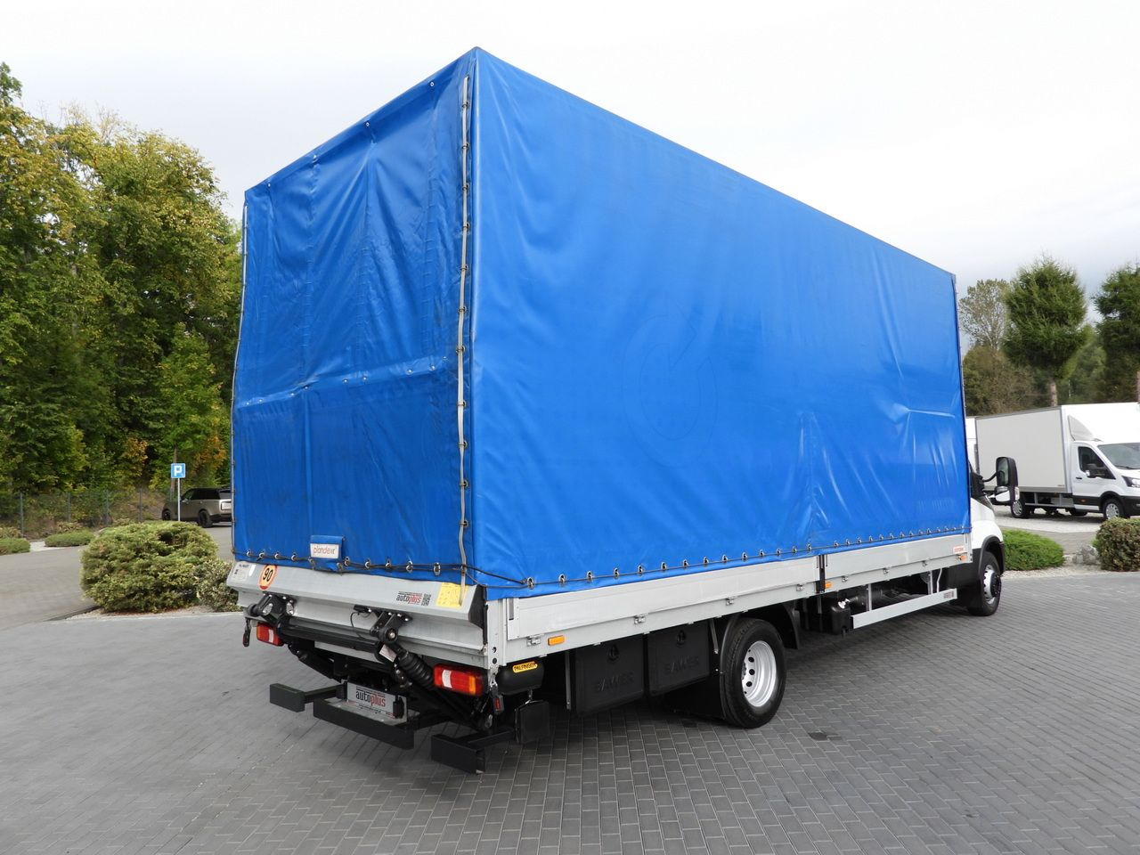 IVECO DAILY 72C18 TARPAULIN LIFT 14 PALLETS WEBASTO CRUISE CONTROL LED LIGHTS TWIN WHEELS AIR CONDITIONING 180HP - Plane LKW: das Bild 3 IVECO DAILY 72C18 TARPAULIN LIFT 14 PALLETS WEBASTO CRUISE CONTROL LED LIGHTS TWIN WHEELS AIR CONDITIONING 180HP - Plane LKW: das Bild 3