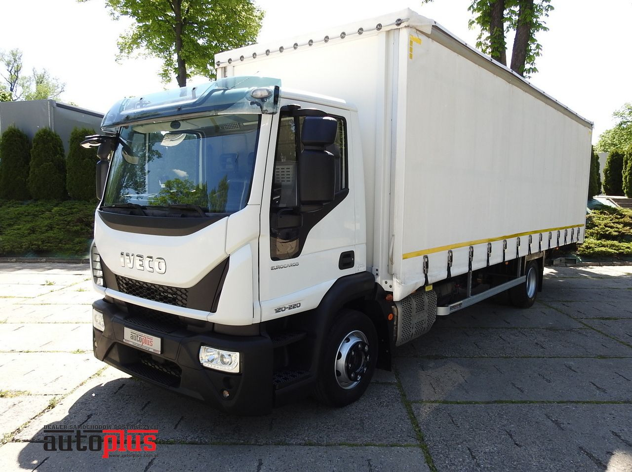 IVECO EUROCARGO 120 - 220 TARPAULIN LIFT 20 PALLETS LED LIGHTS AUTOMATIC TRANSMISSION HI-MATIC TWIN WHEELS AIR CONDITIONING 220HP - Plane LKW: das Bild 1 IVECO EUROCARGO 120 - 220 TARPAULIN LIFT 20 PALLETS LED LIGHTS AUTOMATIC TRANSMISSION HI-MATIC TWIN WHEELS AIR CONDITIONING 220HP - Plane LKW: das Bild 1