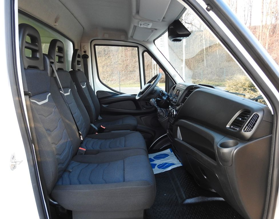Iveco DAILY 35S16 KOFFER AUFZUG 8 PALETTEN TEMPOMAT  – Leasing Iveco DAILY 35S16 KOFFER AUFZUG 8 PALETTEN TEMPOMAT: das Bild 28