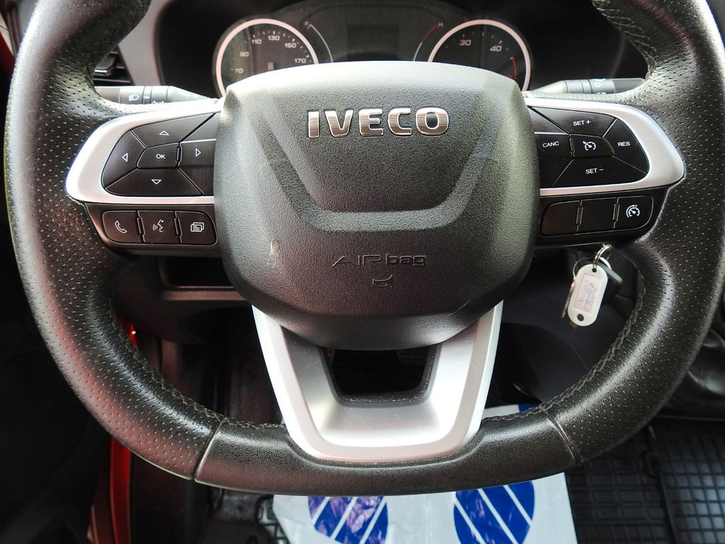 Planen Transporter Iveco DAILY 35S18 PRITSCHE PLANE 10 PALETTEN WEBASTO: das Bild 25