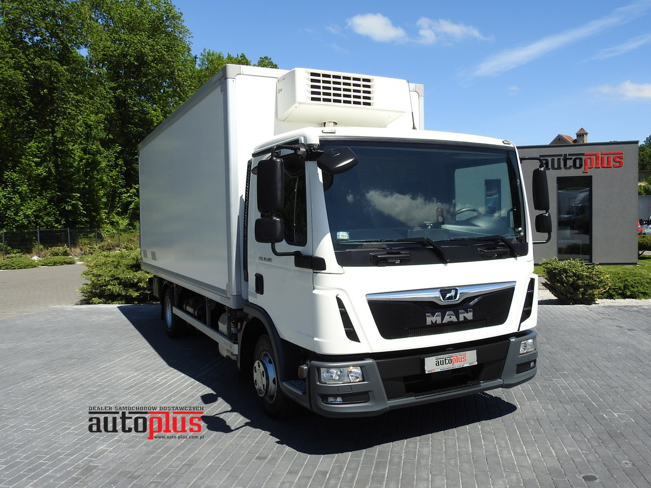 MAN TGL 10.180 REGRIGERATOR BOX -20*C 11 PALLETS POWER SUPPLY 230V AIR CONDITIONING PNEUMATICS TWIN WHEELS 180HP - Kühlkoffer LKW: das Bild 1 MAN TGL 10.180 REGRIGERATOR BOX -20*C 11 PALLETS POWER SUPPLY 230V AIR CONDITIONING PNEUMATICS TWIN WHEELS 180HP - Kühlkoffer LKW: das Bild 1