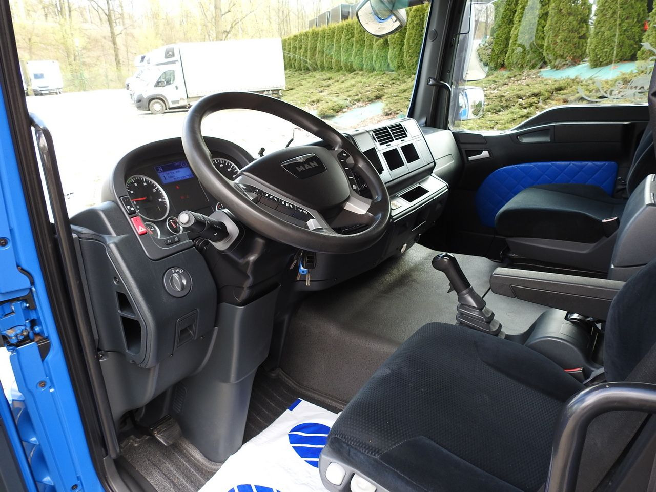 MAN TGM 15.290 TARPAULIN LIFT 18 PALLETS CRUISE CONTROL TWIN WHEELS AIR CONDITIONING 290HP - Planen Transporter: das Bild 2 MAN TGM 15.290 TARPAULIN LIFT 18 PALLETS CRUISE CONTROL TWIN WHEELS AIR CONDITIONING 290HP - Planen Transporter: das Bild 2
