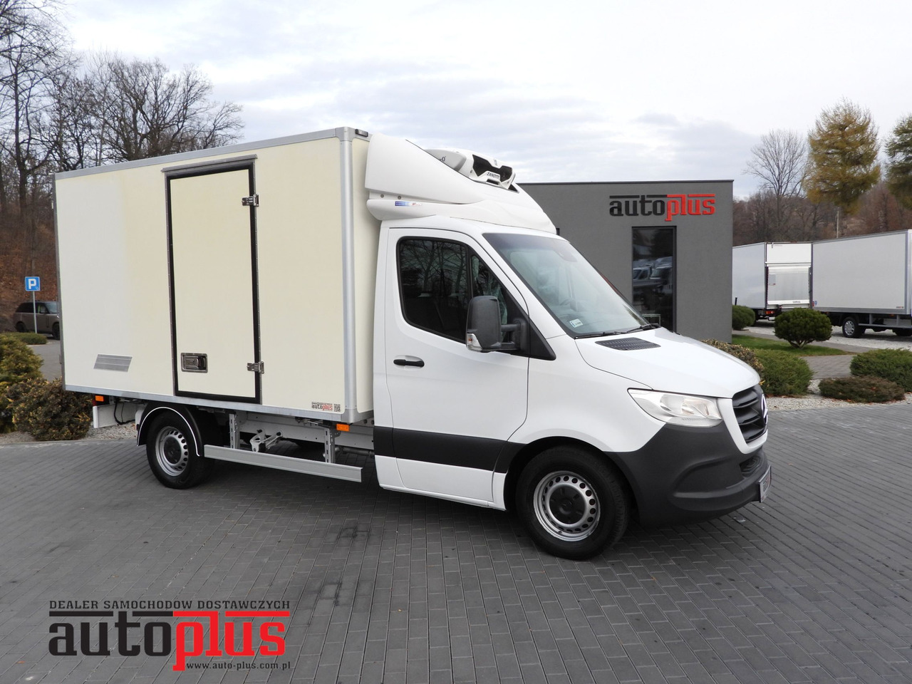 MERCEDES SPRINTER 314 REGRIGERATOR BOX -1*C CRUISE CONTROL NAVIGATION AIR CONDITIONING 140HP - Kühltransporter: das Bild 1 MERCEDES SPRINTER 314 REGRIGERATOR BOX -1*C CRUISE CONTROL NAVIGATION AIR CONDITIONING 140HP - Kühltransporter: das Bild 1