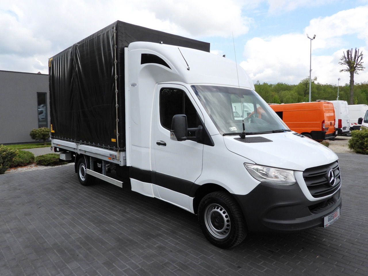 MERCEDES SPRINTER 316 TARPAULIN LIFT 8 PALLETS WEBASTO CRUISE CONTROL AIR CONDITIONING 160HP - Planen Transporter: das Bild 4 MERCEDES SPRINTER 316 TARPAULIN LIFT 8 PALLETS WEBASTO CRUISE CONTROL AIR CONDITIONING 160HP - Planen Transporter: das Bild 4