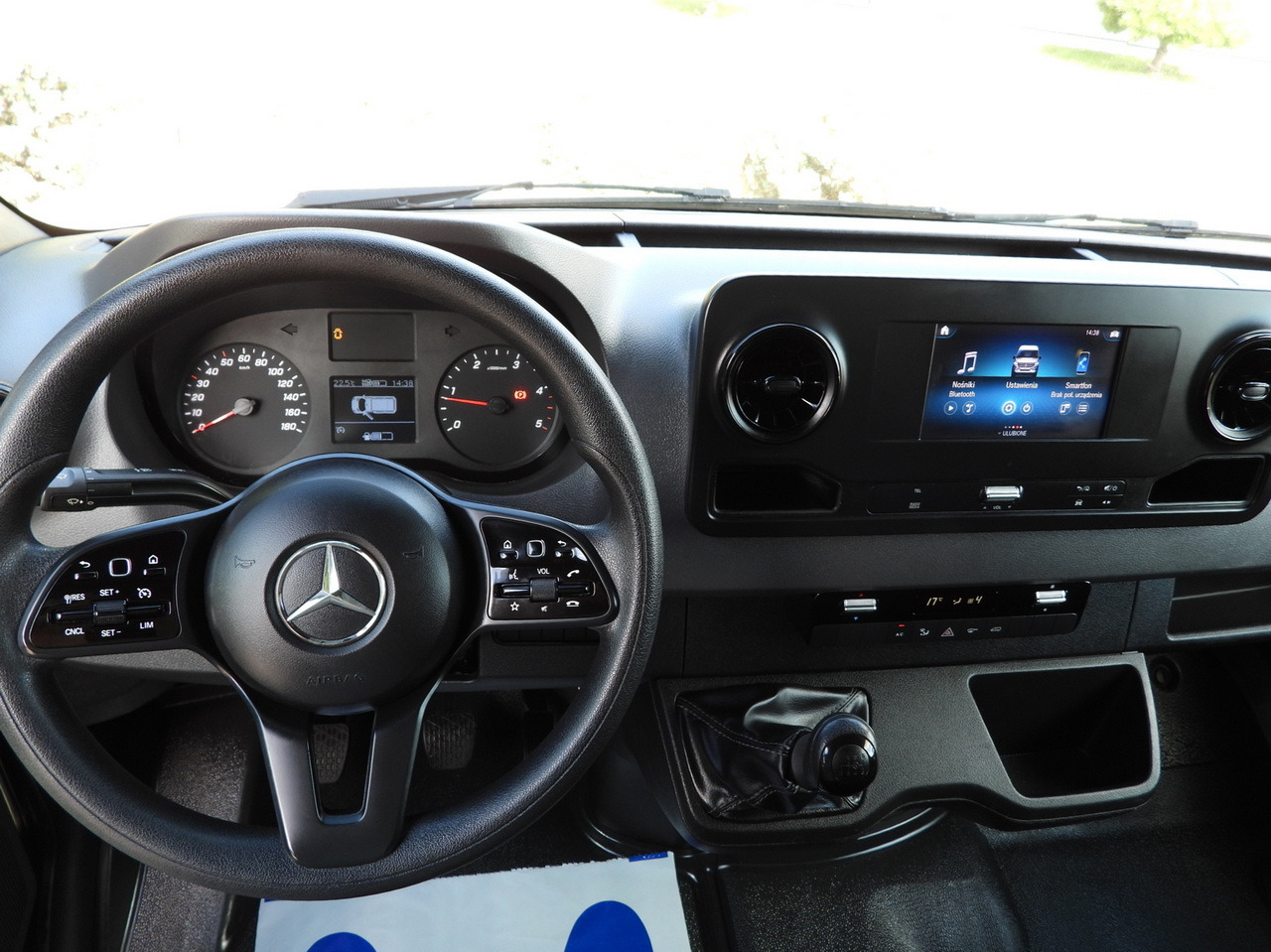 Koffer Transporter MERCEDES SPRINTER 514 BOX LIFT 8 PALLETS CRUISE CONTROL TWIN WHEELS AIR CONDITIONING 140HP: das Bild 26 Koffer Transporter MERCEDES SPRINTER 514 BOX LIFT 8 PALLETS CRUISE CONTROL TWIN WHEELS AIR CONDITIONING 140HP: das Bild 26