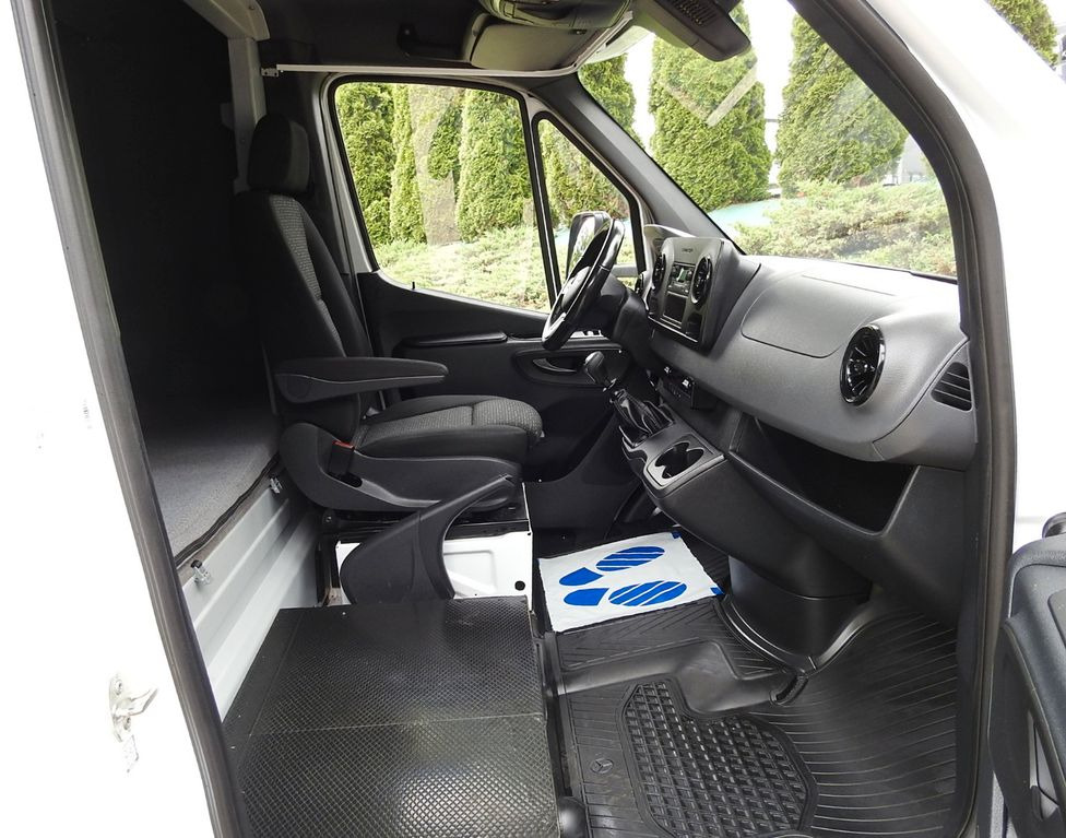 Planen Transporter, Transporter mit Doppelkabine Mercedes-Benz SPRINTER 316 PRITSCHE PLANE 10 PALETTEN WEBASTO: das Bild 25
