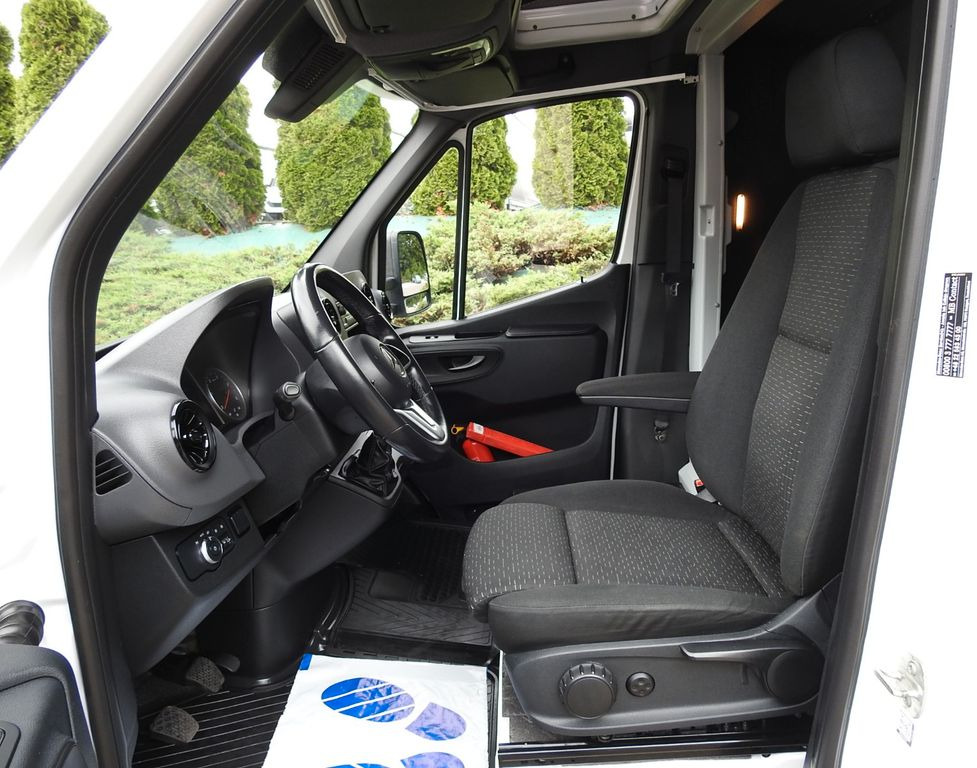 Planen Transporter, Transporter mit Doppelkabine Mercedes-Benz SPRINTER 316 PRITSCHE PLANE 10 PALETTEN WEBASTO: das Bild 20