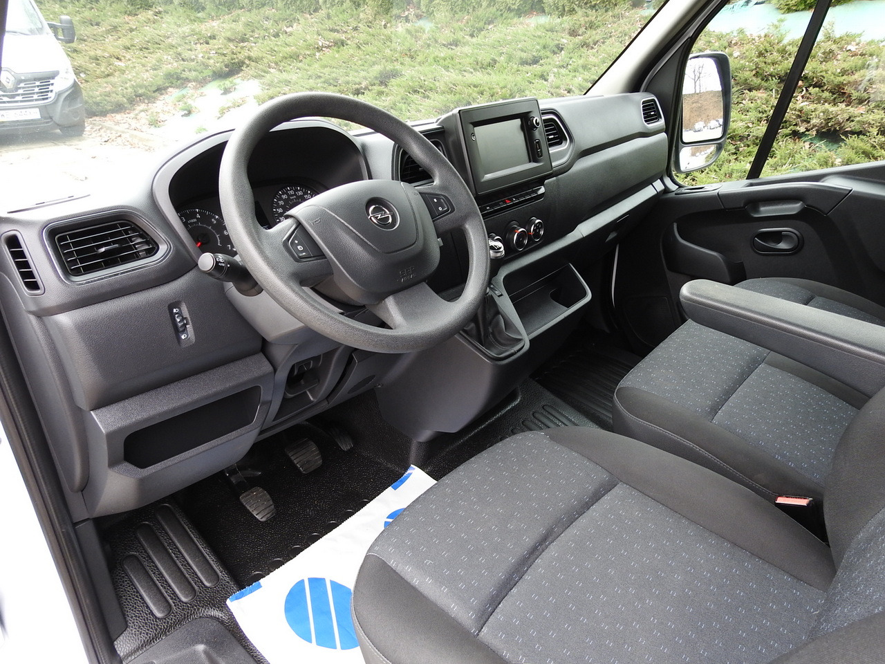 OPEL MOVANO REFRIGERATOR VAN 0*C CRUISE CONTROL NAVIGATION AIR CONDITIONING LED LIGHTS 136HP - Kühltransporter: das Bild 2 OPEL MOVANO REFRIGERATOR VAN 0*C CRUISE CONTROL NAVIGATION AIR CONDITIONING LED LIGHTS 136HP - Kühltransporter: das Bild 2