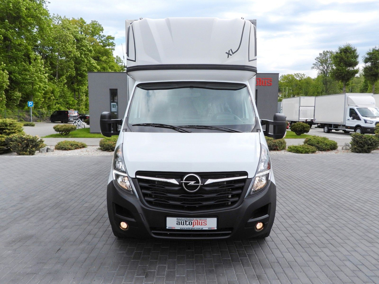 Opel MOVANO PRITSCHE PLANE AUFZUG 9 PALETTEN WEBASTO - Planen Transporter: das Bild 5 Opel MOVANO PRITSCHE PLANE AUFZUG 9 PALETTEN WEBASTO - Planen Transporter: das Bild 5