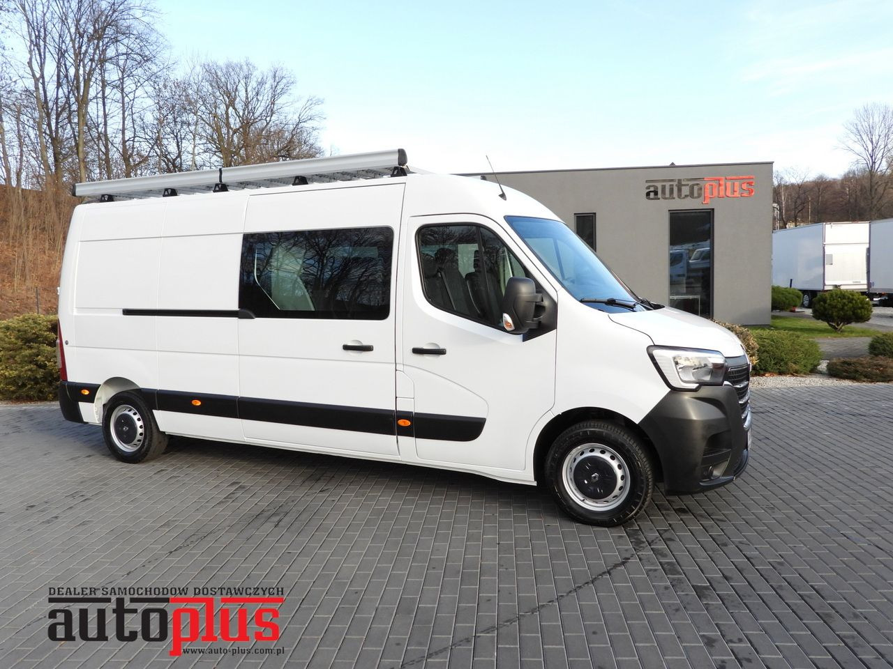 RENAULT MASTER BOX DELIVERY VAN 7 SEATS CRUISE CONTROL NAVIGATION LED LIGHTS AIR CONDITIONING 180HP - Kastenwagen: das Bild 1 RENAULT MASTER BOX DELIVERY VAN 7 SEATS CRUISE CONTROL NAVIGATION LED LIGHTS AIR CONDITIONING 180HP - Kastenwagen: das Bild 1