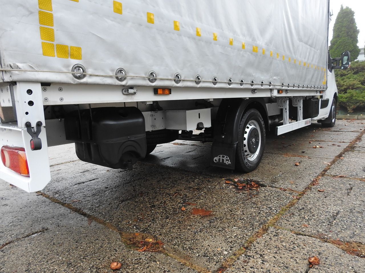 Planen Transporter RENAULT MASTER: das Bild 18 Planen Transporter RENAULT MASTER: das Bild 18