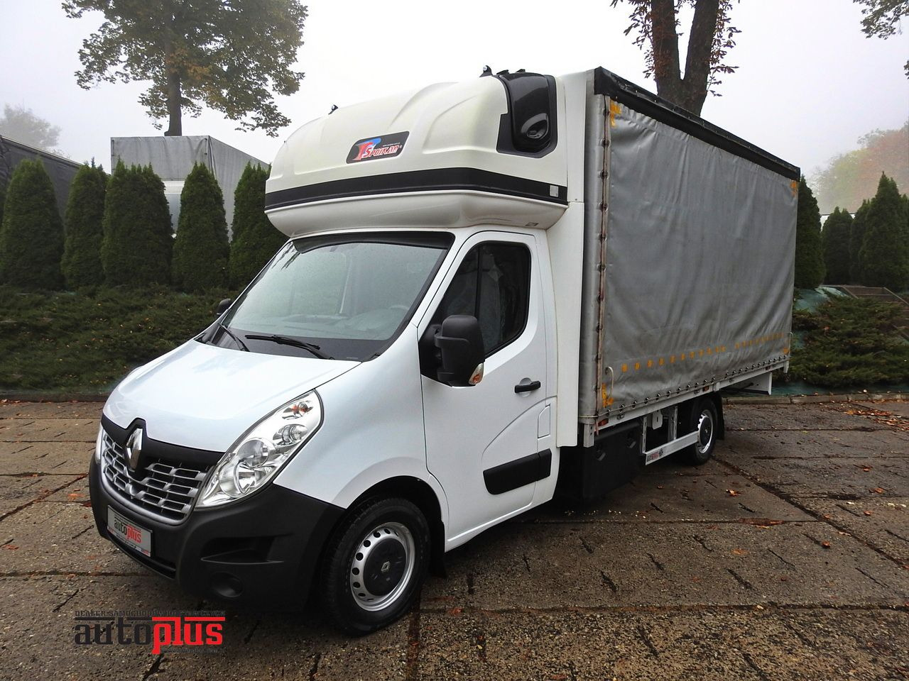 RENAULT MASTER - Planen Transporter: das Bild 1 RENAULT MASTER - Planen Transporter: das Bild 1
