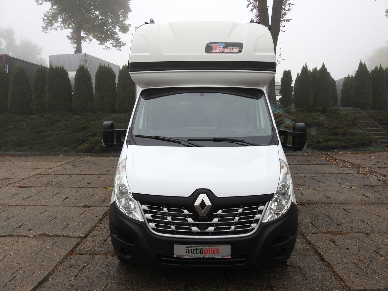 RENAULT MASTER - Planen Transporter: das Bild 5 RENAULT MASTER - Planen Transporter: das Bild 5