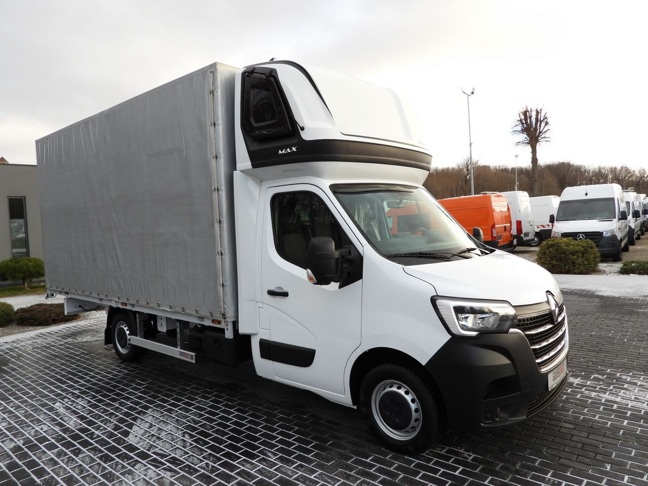 RENAULT MASTER TARPAULIN 10 PALLETS WEBASTO CRUISE CONTROL LED LIGHTS PNEUMATICS AIR CONDITIONING 165HP - Planen Transporter: das Bild 4 RENAULT MASTER TARPAULIN 10 PALLETS WEBASTO CRUISE CONTROL LED LIGHTS PNEUMATICS AIR CONDITIONING 165HP - Planen Transporter: das Bild 4