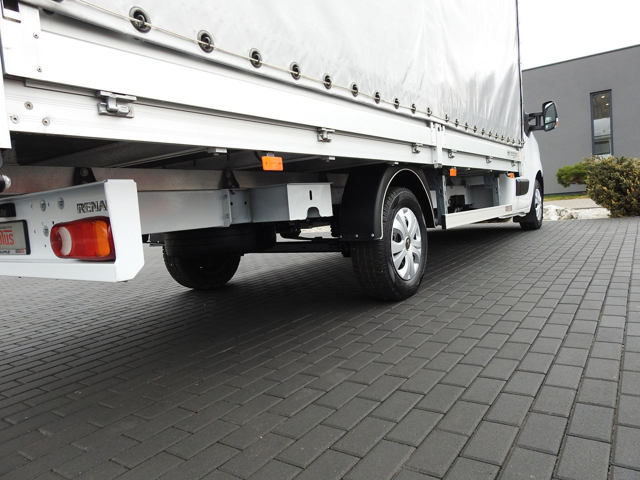 Planen Transporter RENAULT MASTER  TARPAULIN 10 PALLETS WEBASTO CRUISE CONTROL LED LIGHTS PNEUMATICS AIR CONDITIONING  165HP: das Bild 17