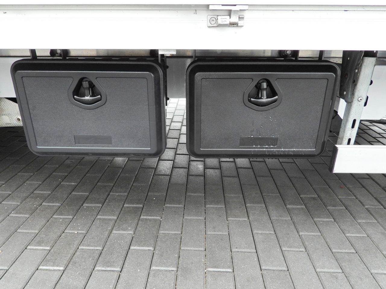 Planen Transporter RENAULT MASTER TARPAULIN 12 PALLETS WEBASTO CRUISE CONTROL NAVIGATION LED LIGHTS PNEUMATICS AIR CONDITIONING 165HP: das Bild 22 Planen Transporter RENAULT MASTER TARPAULIN 12 PALLETS WEBASTO CRUISE CONTROL NAVIGATION LED LIGHTS PNEUMATICS AIR CONDITIONING 165HP: das Bild 22