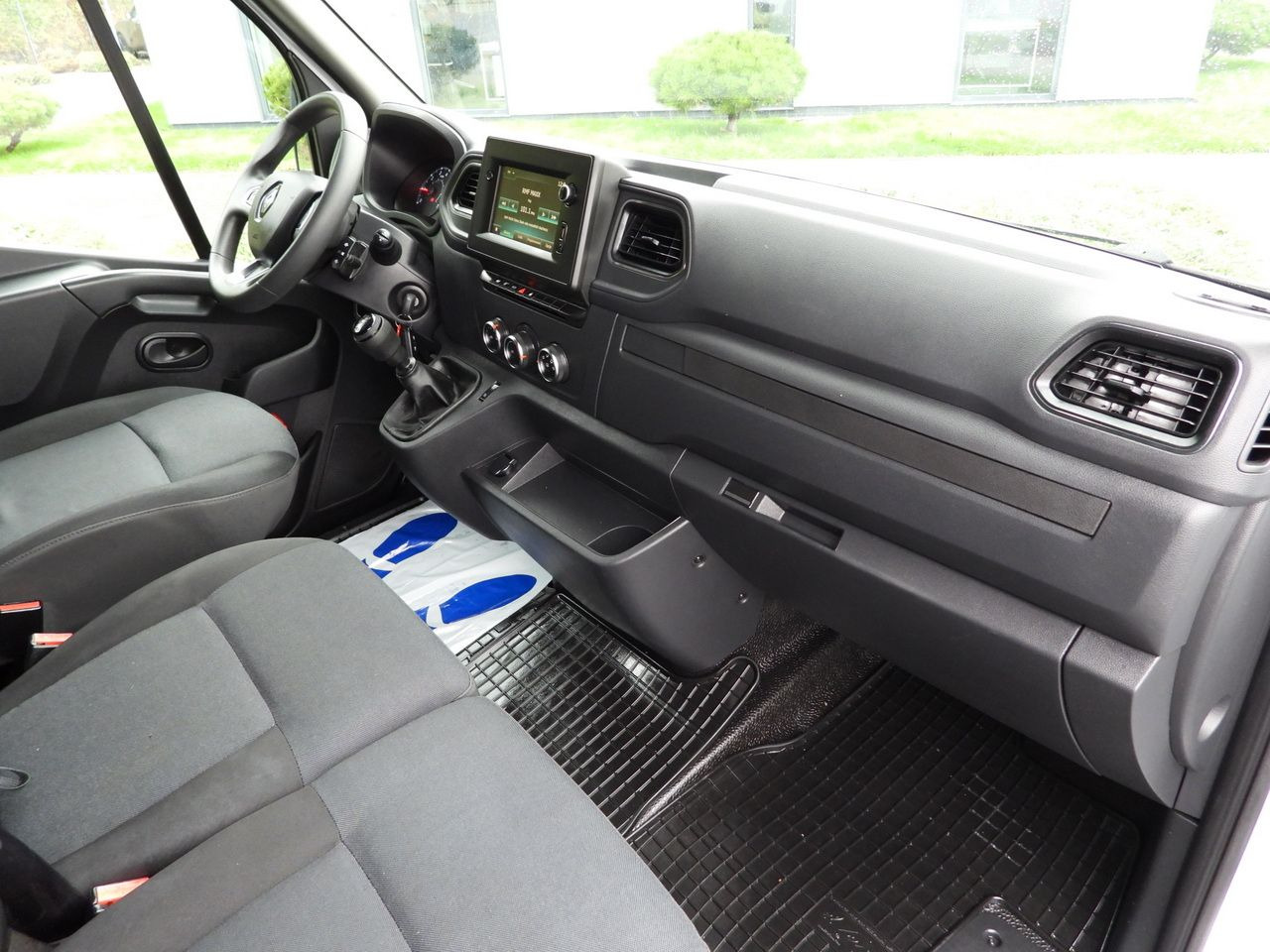 Planen Transporter RENAULT MASTER TARPAULIN 12 PALLETS WEBASTO CRUISE CONTROL NAVIGATION LED LIGHTS PNEUMATICS AIR CONDITIONING 165HP: das Bild 38 Planen Transporter RENAULT MASTER TARPAULIN 12 PALLETS WEBASTO CRUISE CONTROL NAVIGATION LED LIGHTS PNEUMATICS AIR CONDITIONING 165HP: das Bild 38