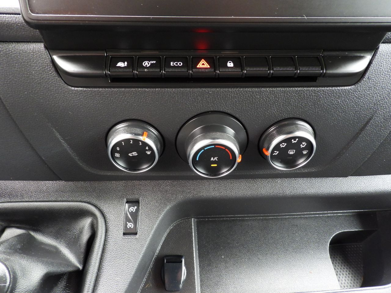 Planen Transporter RENAULT MASTER TARPAULIN 12 PALLETS WEBASTO CRUISE CONTROL NAVIGATION LED LIGHTS PNEUMATICS AIR CONDITIONING 165HP: das Bild 34 Planen Transporter RENAULT MASTER TARPAULIN 12 PALLETS WEBASTO CRUISE CONTROL NAVIGATION LED LIGHTS PNEUMATICS AIR CONDITIONING 165HP: das Bild 34