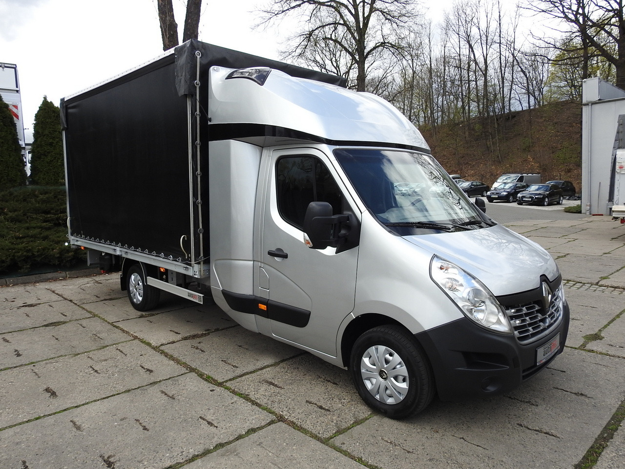 RENAULT MASTER TARPAULIN 8 PALLETS WEBASTO CRUISE CONTROL NAVIGATION AIR CONDITIONING PNEUMATICS 170HP - Planen Transporter: das Bild 4 RENAULT MASTER TARPAULIN 8 PALLETS WEBASTO CRUISE CONTROL NAVIGATION AIR CONDITIONING PNEUMATICS 170HP - Planen Transporter: das Bild 4