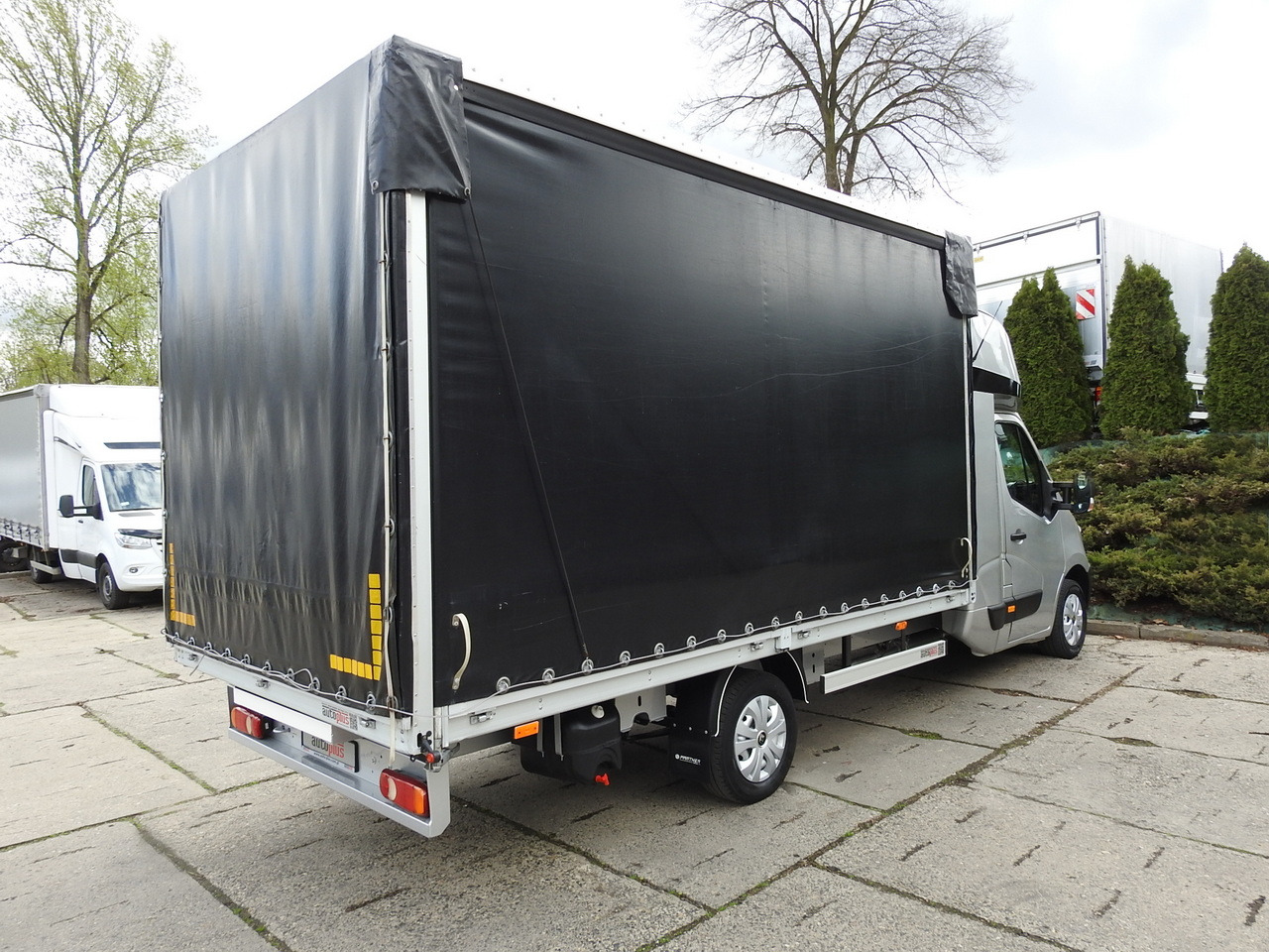 RENAULT MASTER TARPAULIN 8 PALLETS WEBASTO CRUISE CONTROL NAVIGATION AIR CONDITIONING PNEUMATICS 170HP - Planen Transporter: das Bild 3 RENAULT MASTER TARPAULIN 8 PALLETS WEBASTO CRUISE CONTROL NAVIGATION AIR CONDITIONING PNEUMATICS 170HP - Planen Transporter: das Bild 3