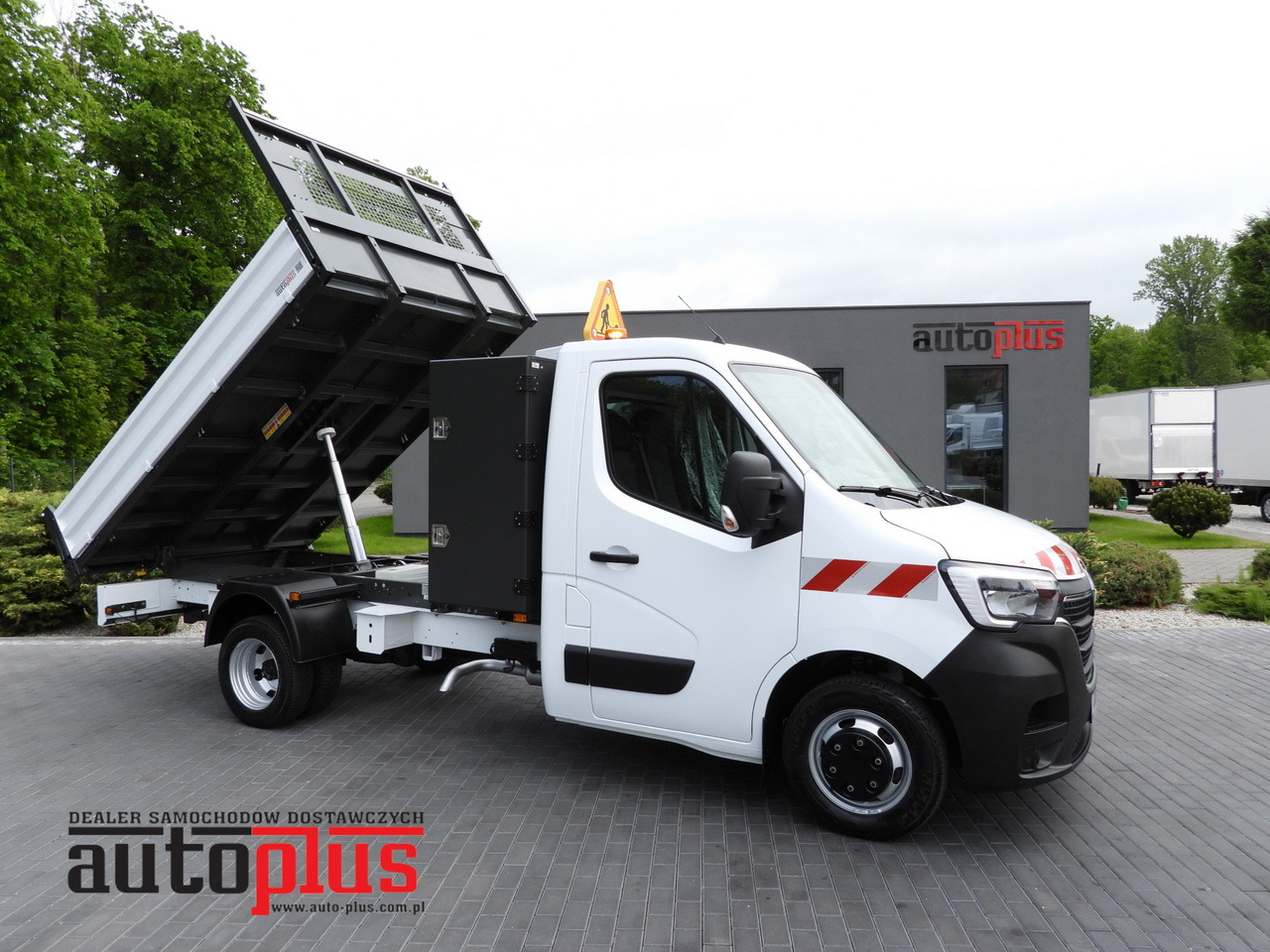 RENAULT MASTER TIPPER CRUISE CONTROL LED LIGHTS TWIN WHEELS AIR CONDITIONING 130HP - Kipper Transporter: das Bild 1 RENAULT MASTER TIPPER CRUISE CONTROL LED LIGHTS TWIN WHEELS AIR CONDITIONING 130HP - Kipper Transporter: das Bild 1