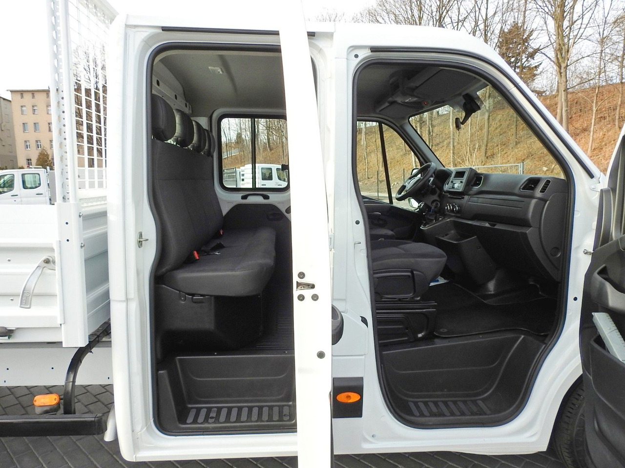 Kipper Transporter, Transporter mit Doppelkabine Renault MASTER KIPPER DOPPELKABINE DOKA 6 SITZE TEMPOMAT: das Bild 29