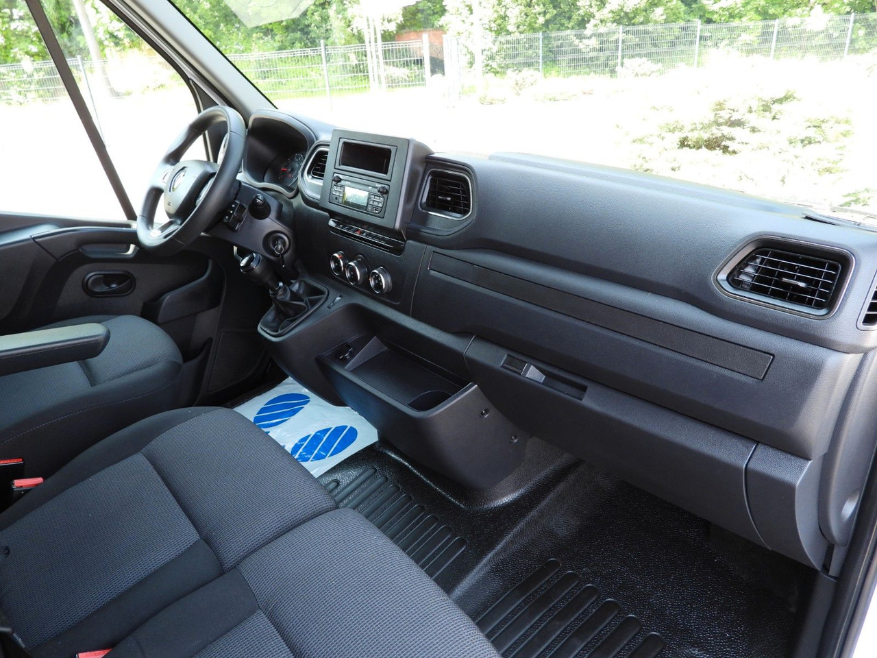 Renault MASTER  KOFFER AUFZUG 8 PALETTEN TEMPOMAT LED – Leasing Renault MASTER  KOFFER AUFZUG 8 PALETTEN TEMPOMAT LED: das Bild 29