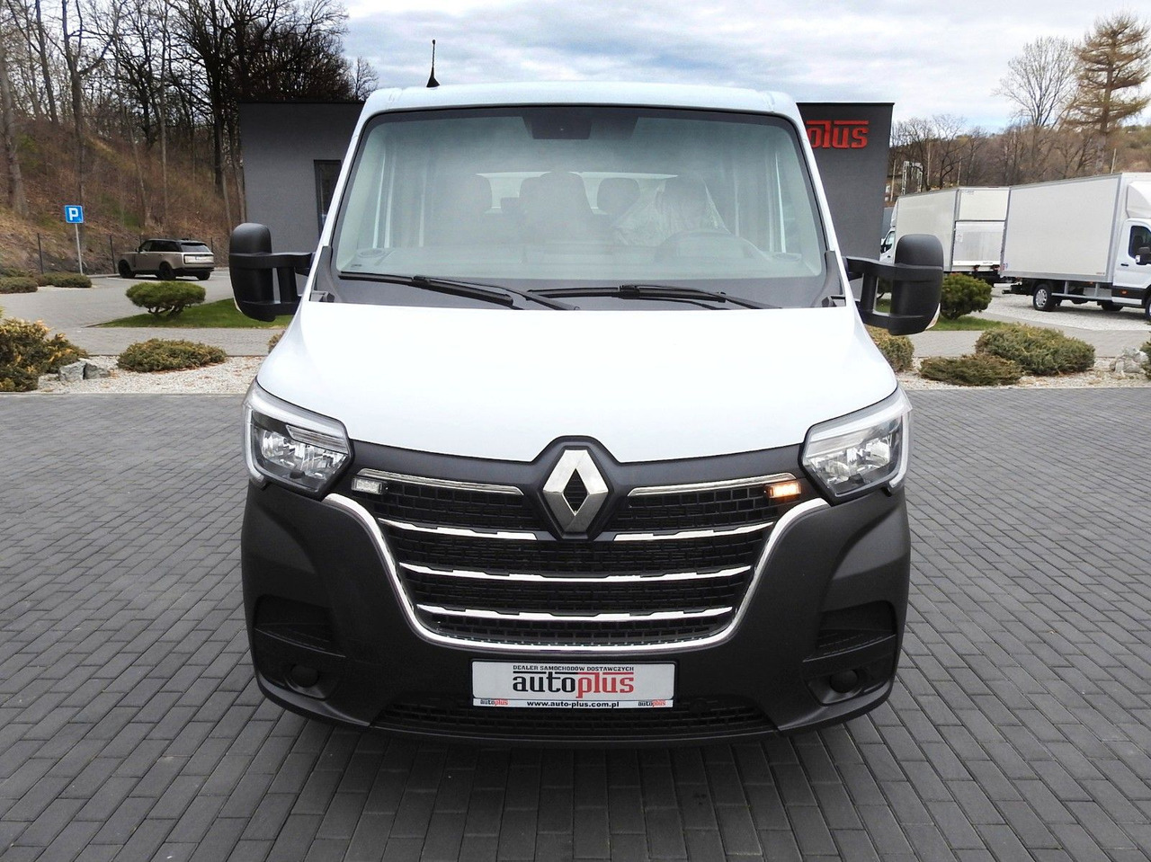 Renault MASTER PRITSCHE DOPPELKABINE DOKA 7 SITZE A/C - Pritsche Transporter, Transporter mit Doppelkabine: das Bild 4 Renault MASTER PRITSCHE DOPPELKABINE DOKA 7 SITZE A/C - Pritsche Transporter, Transporter mit Doppelkabine: das Bild 4