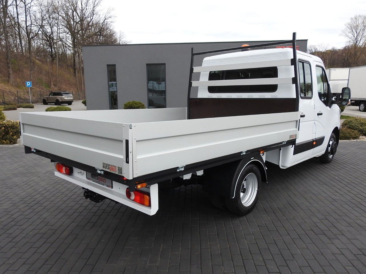 Renault MASTER PRITSCHE DOPPELKABINE DOKA 7 SITZE A/C - Pritsche Transporter, Transporter mit Doppelkabine: das Bild 2 Renault MASTER PRITSCHE DOPPELKABINE DOKA 7 SITZE A/C - Pritsche Transporter, Transporter mit Doppelkabine: das Bild 2
