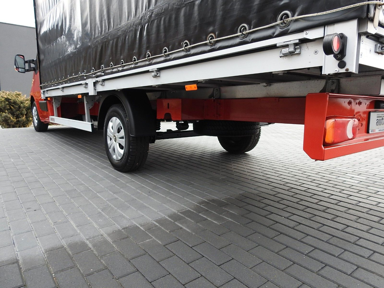 Renault MASTER  PRITSCHE PLANE 10 PALETTEN WEBASTO – Leasing Renault MASTER  PRITSCHE PLANE 10 PALETTEN WEBASTO: das Bild 15